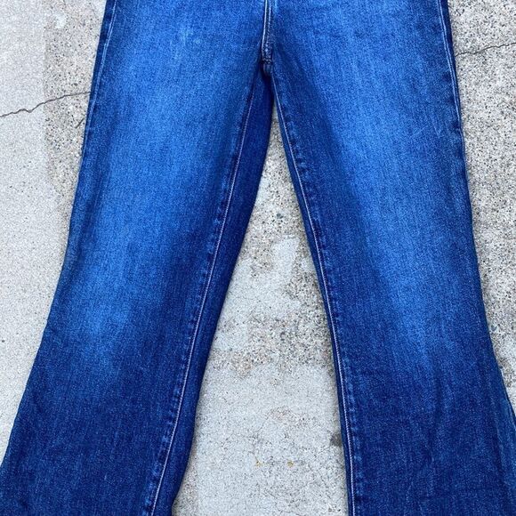 J Brand Julia High Rise Cropped Flare Raw Hem Medium Wash Jeans in Romance Sz 25 - Picture 5 of 15